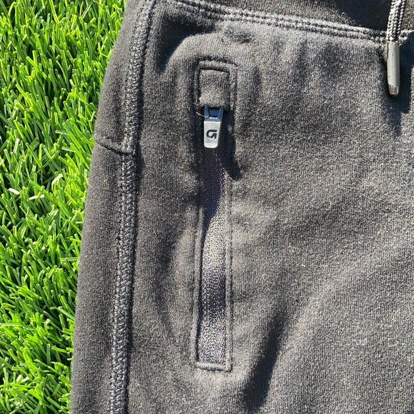 GAP jogger sweatpants // Boys // Size Small - Picture 7 of 12